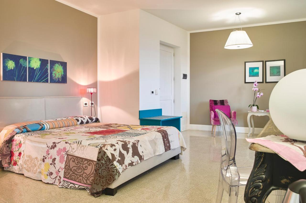 Borgo La Pietraia Hotel Paestum Bagian luar foto