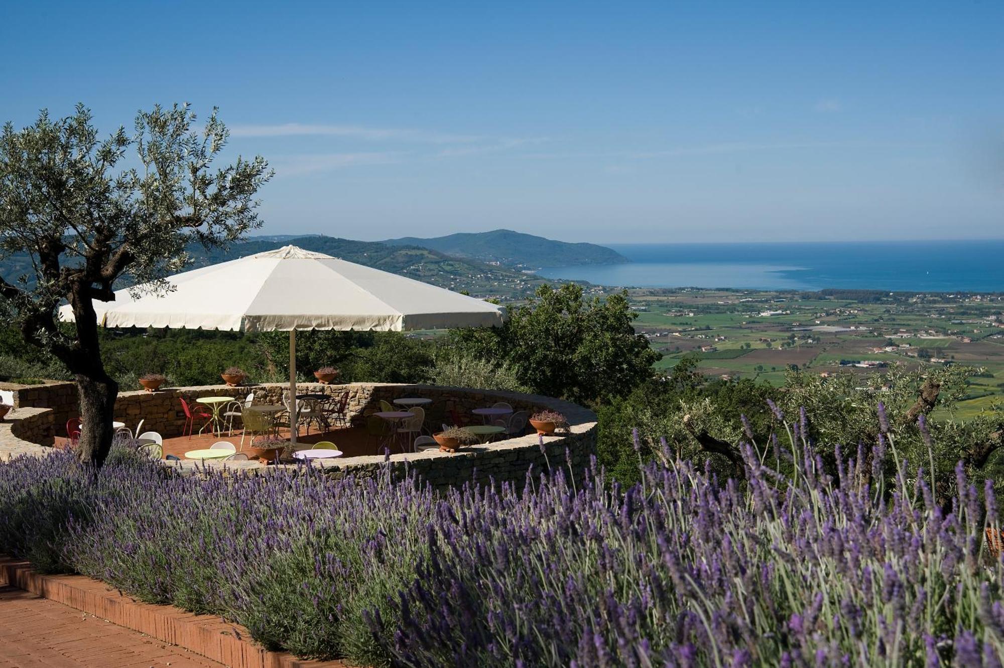 Borgo La Pietraia Hotel Paestum Bagian luar foto