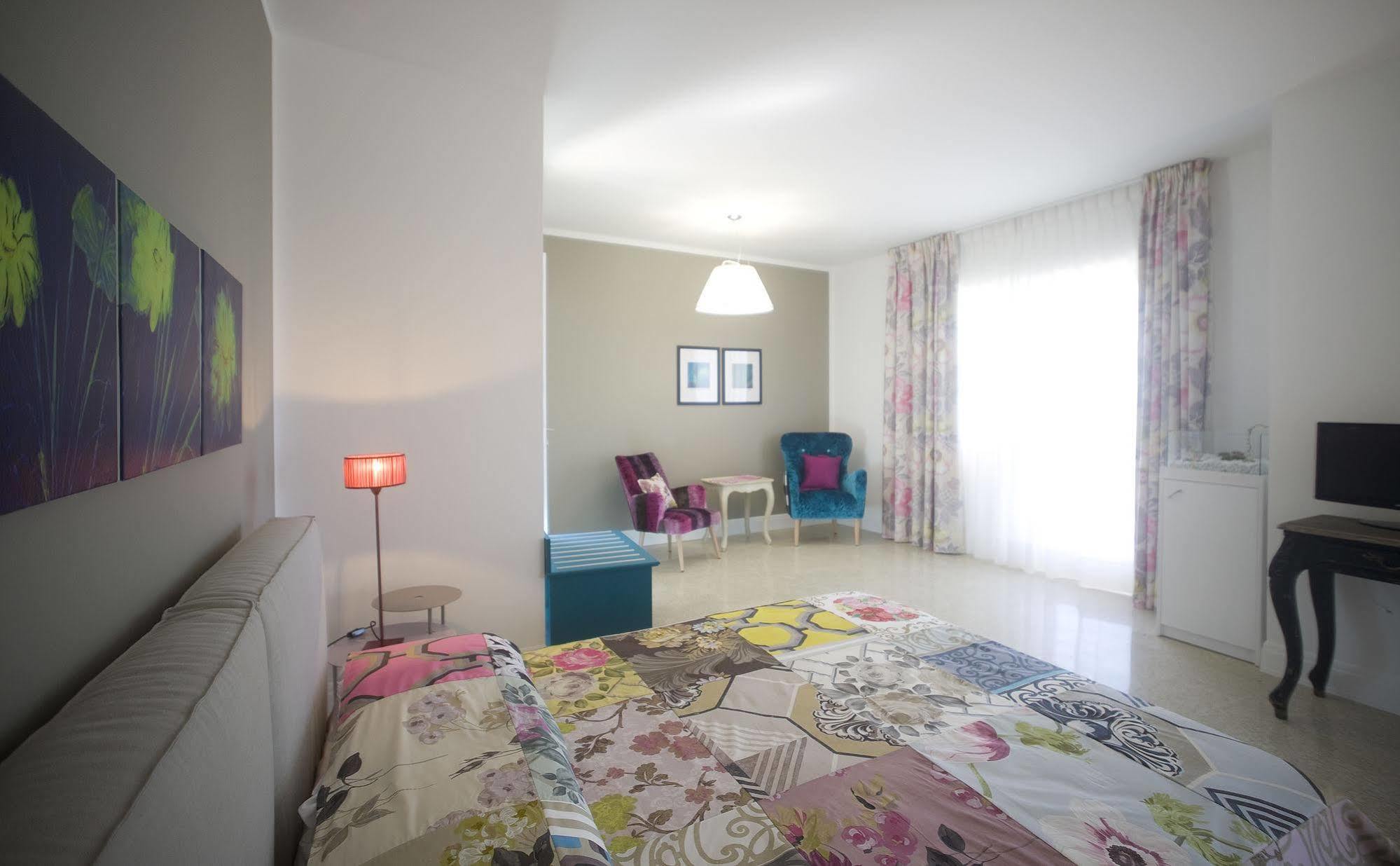 Borgo La Pietraia Hotel Paestum Bagian luar foto