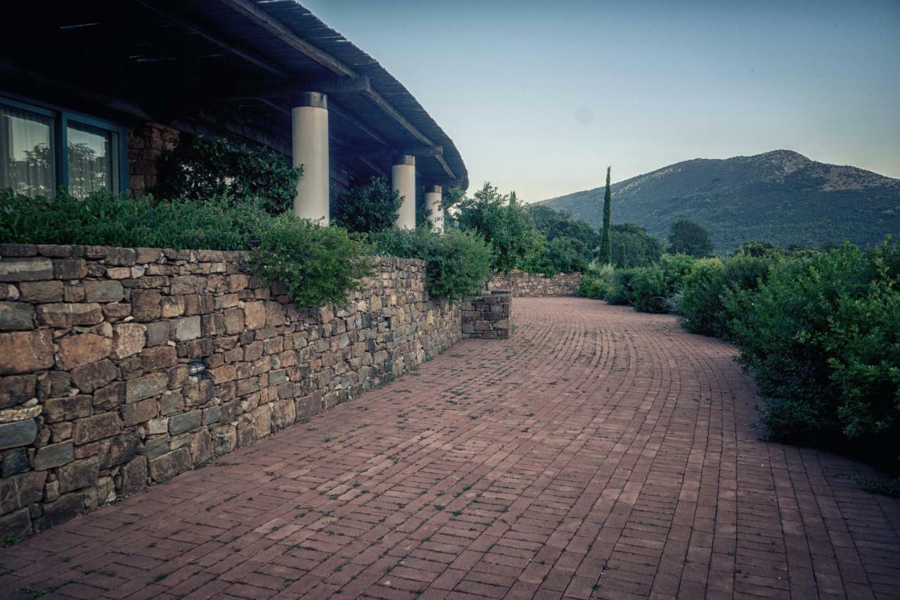 Borgo La Pietraia Hotel Paestum Bagian luar foto